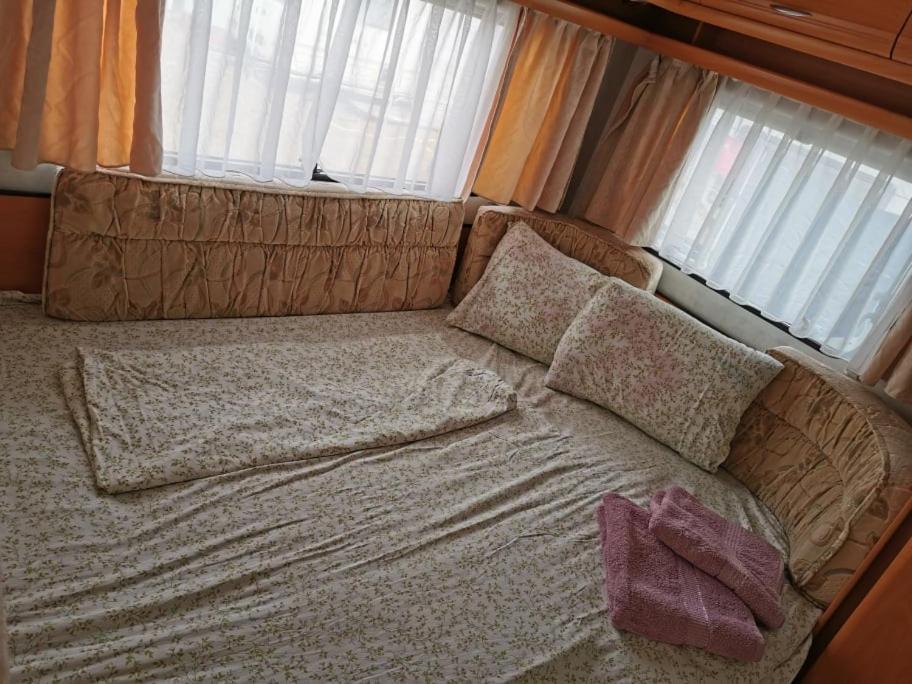 Sea Caravan On The Beach Kiten  Bagian luar foto