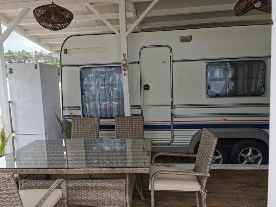 Sea Caravan On The Beach Kiten  Bagian luar foto