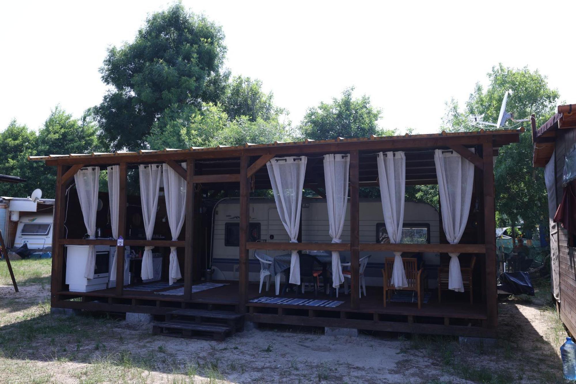 Sea Caravan On The Beach Kiten  Bagian luar foto